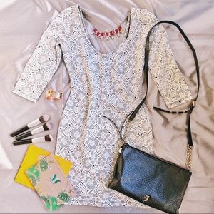 White lace design bodycon dress